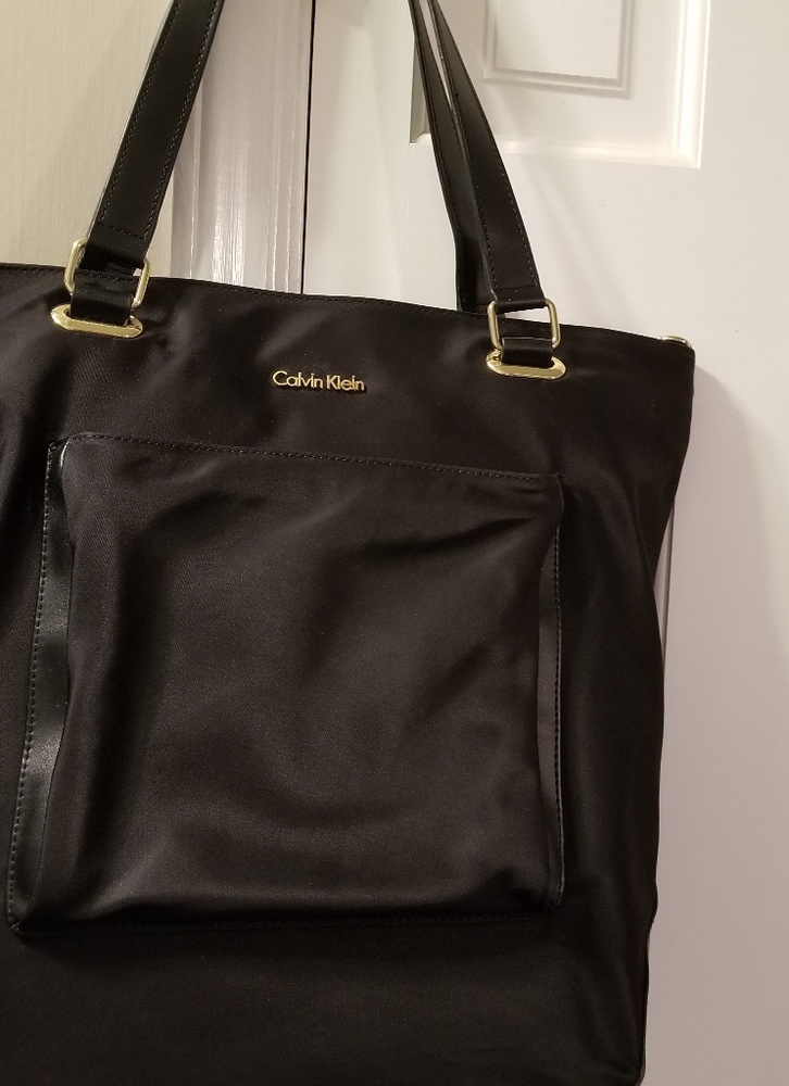 Calvin Klein Ladies Handbag